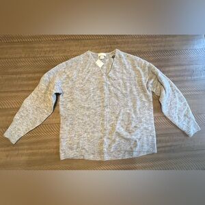 H&M Gray Sweater NWT Medium